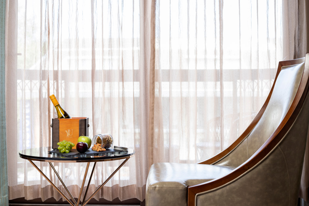 luxury hotels in candolim goa